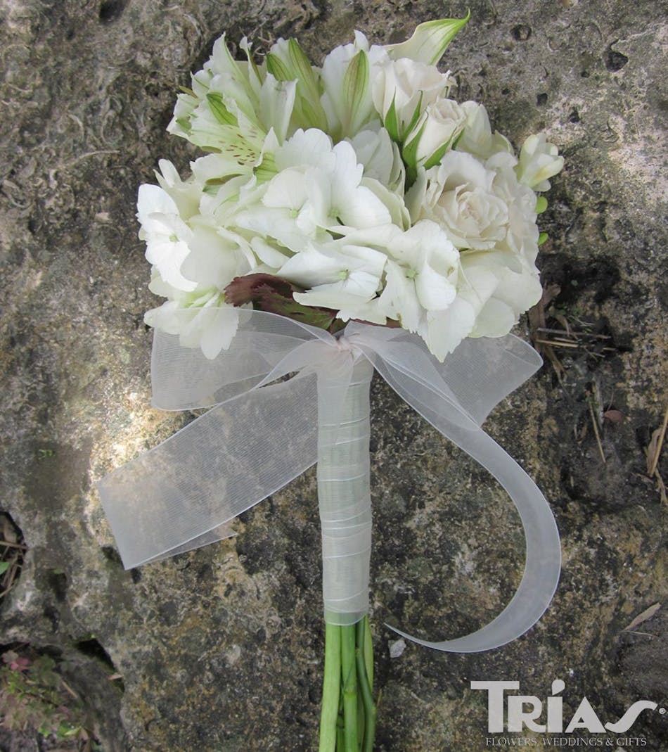 Junior Bouquet White Roses Hydrangeas Astromerias
