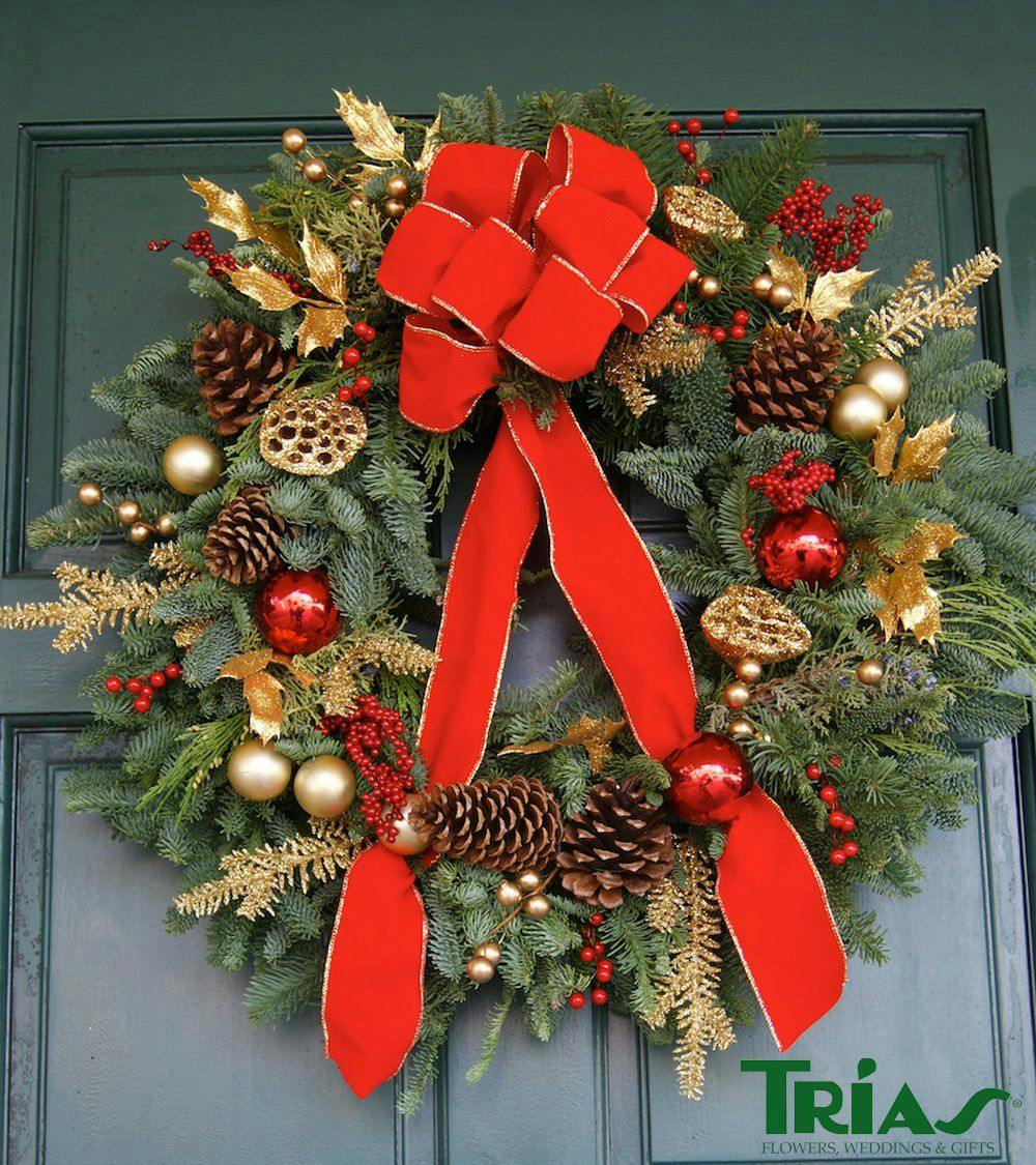 Miami FL Winter Wreaths & Holiday Flower Delivery | Trias Flowers